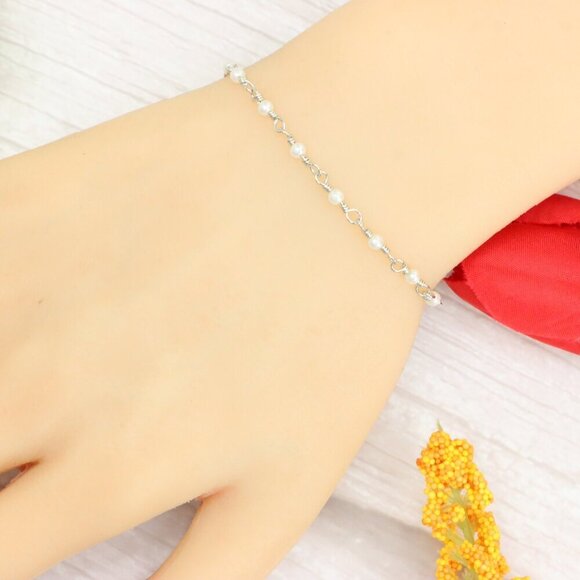 "Trendy Handmade Bracelet – A Thoughtful Gift for Girls & Women | UNVRC1413 - Picture 8 of 10